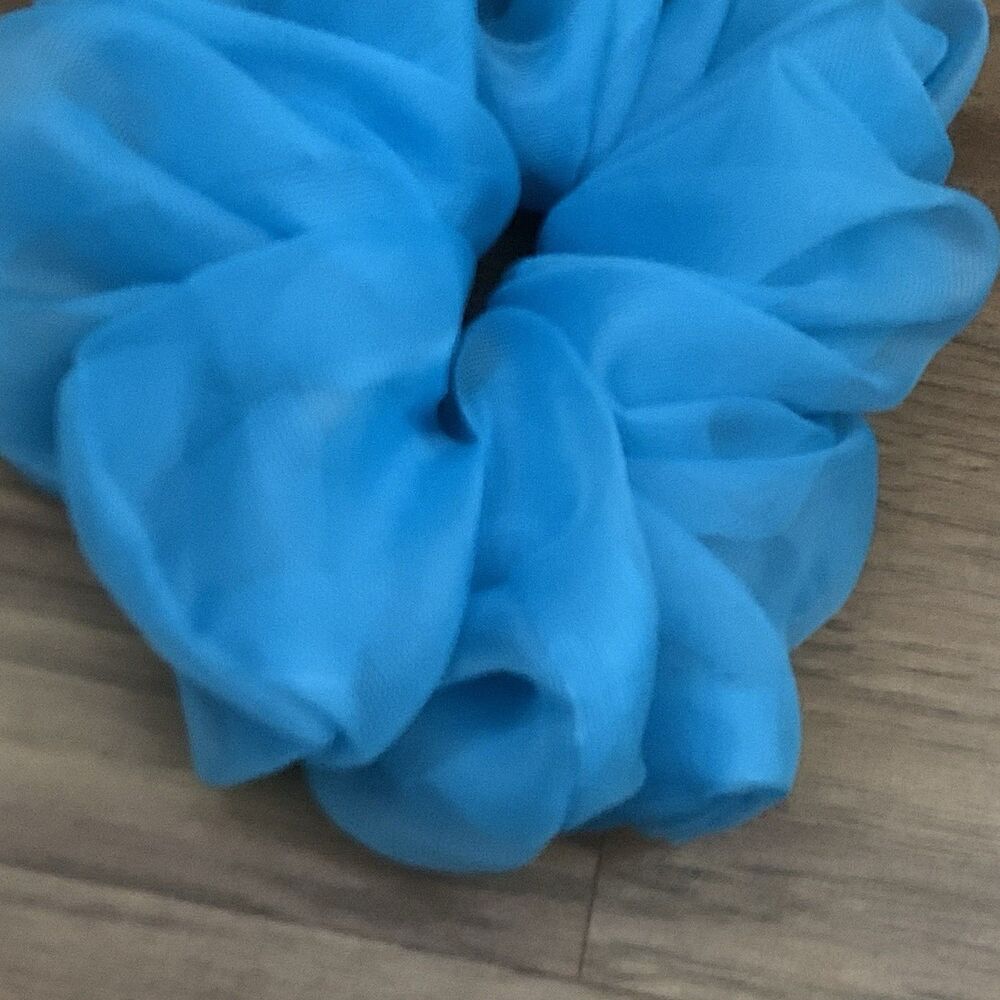 New Blue Chiffon Scrunchie Hair Tie XLarge Women’s And Girls - Picture 6 of 12
